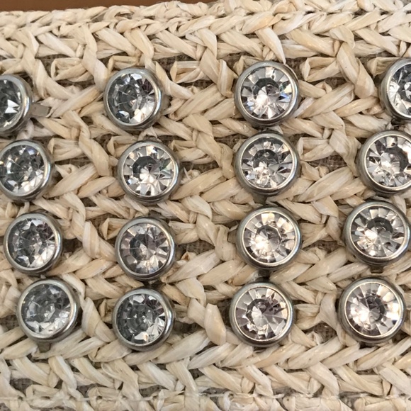 ANDIAMO Sandals Slip On Flats Rhinestone Cream Acaine Women’s Size 7 - Picture 5 of 15